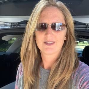 Meet your Posher, Debra